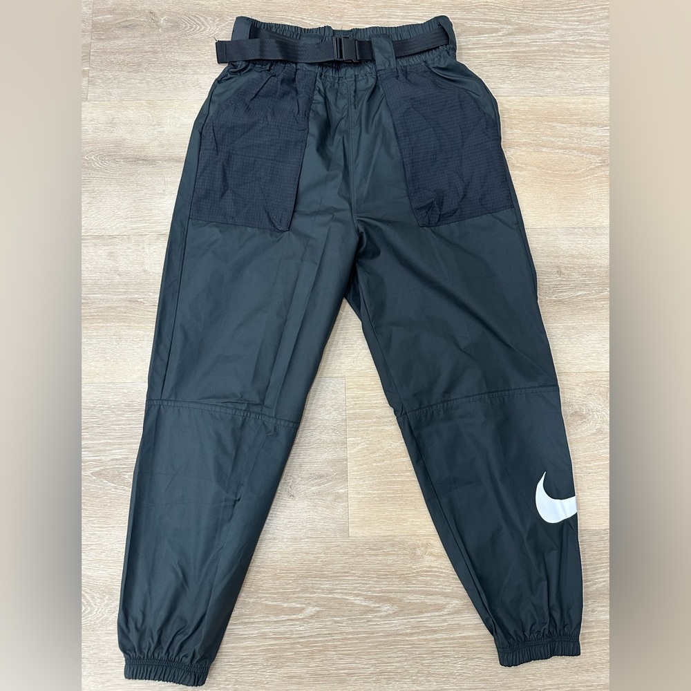 Nike swish joggers